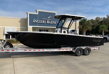 2024 Robalo 266 Cayman Deepwater Black Boat